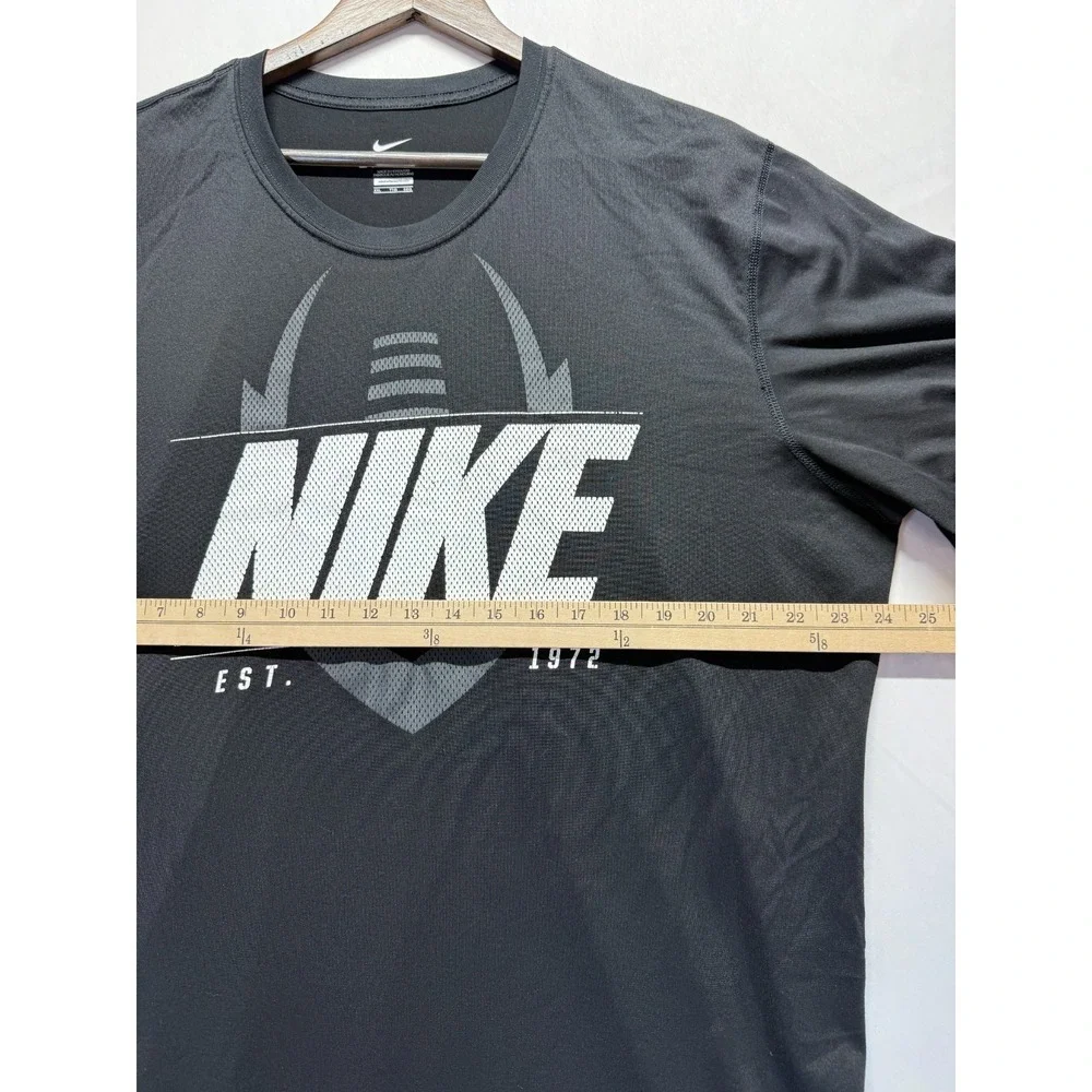 Nike Dri Fit Athletic Training Top Mens‎ 2XL Black White Spellout Logo Crew Neck